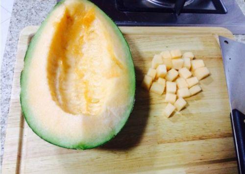 吃哈密瓜讲故事,一段穿越时空的瓜果奇缘